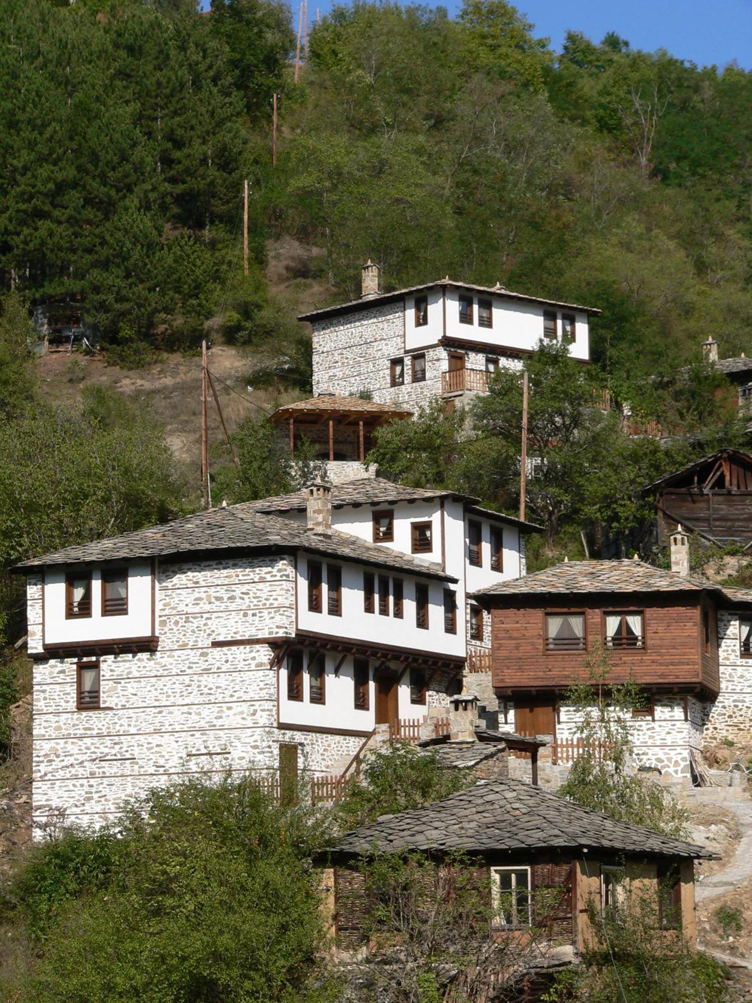 Complex Kosovo Houses Exterior foto